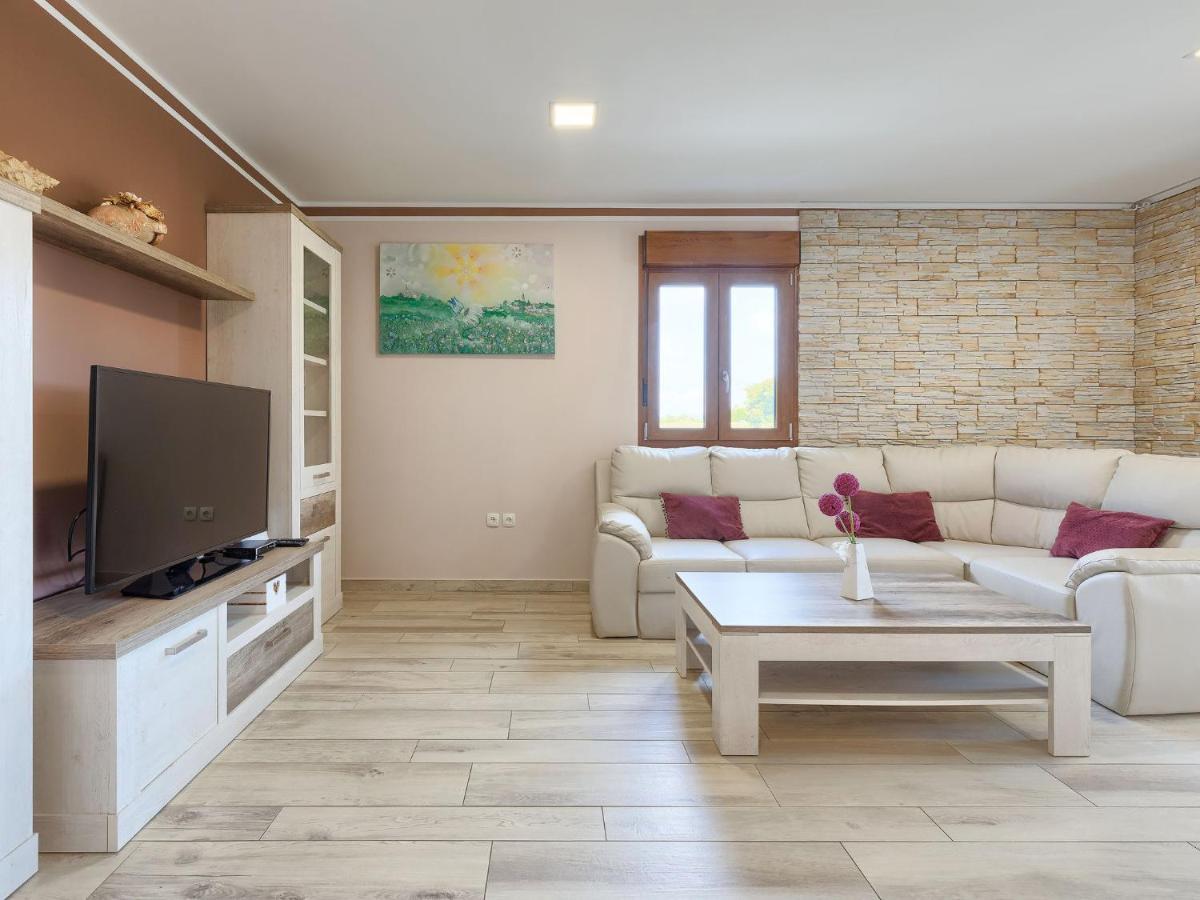 Žminj Holiday Home Villa Aniva By Interhome מראה חיצוני תמונה